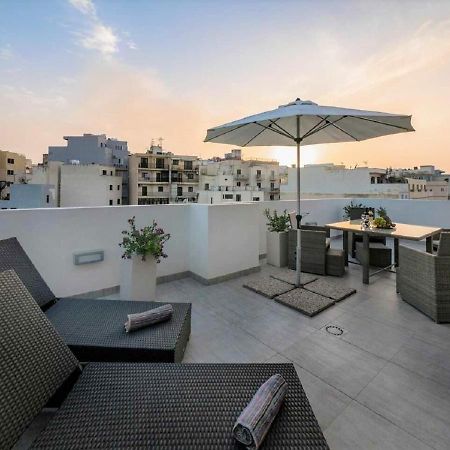 Stunning Penthouse Roof Terrace & Communal Swimming Pool St. Paul's Bay Exterior photo